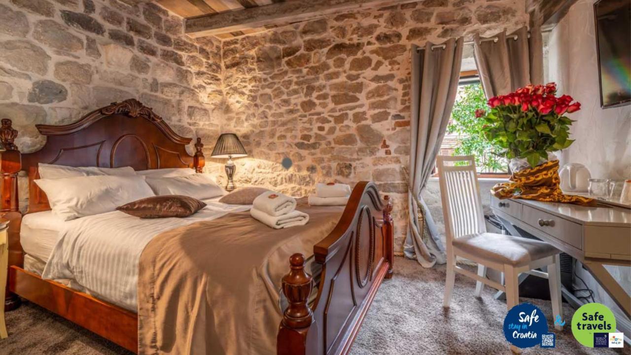Heritage Palace Varos - Mag Quaint & Elegant Boutique Hotels Split Exterior foto