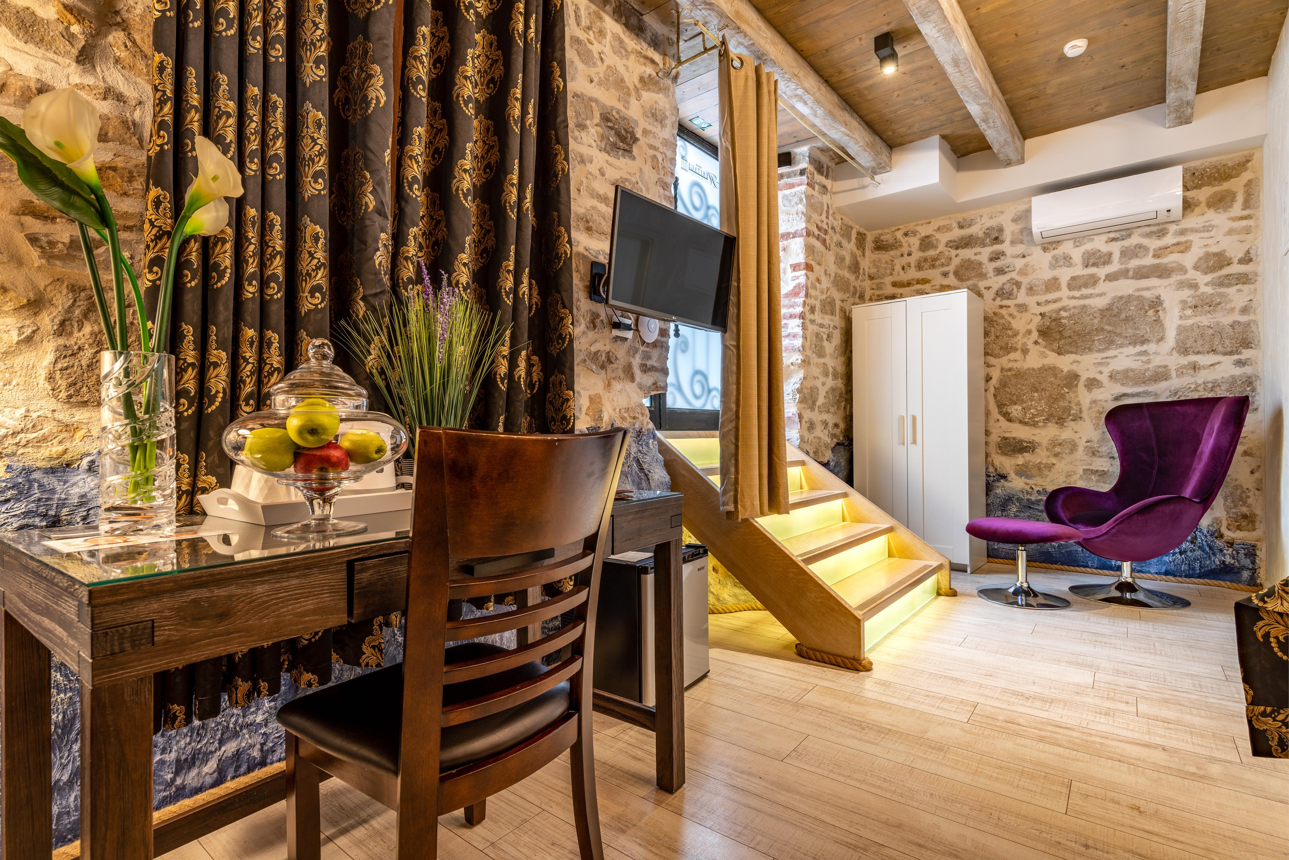 Heritage Palace Varos - Mag Quaint & Elegant Boutique Hotels Split Exterior foto