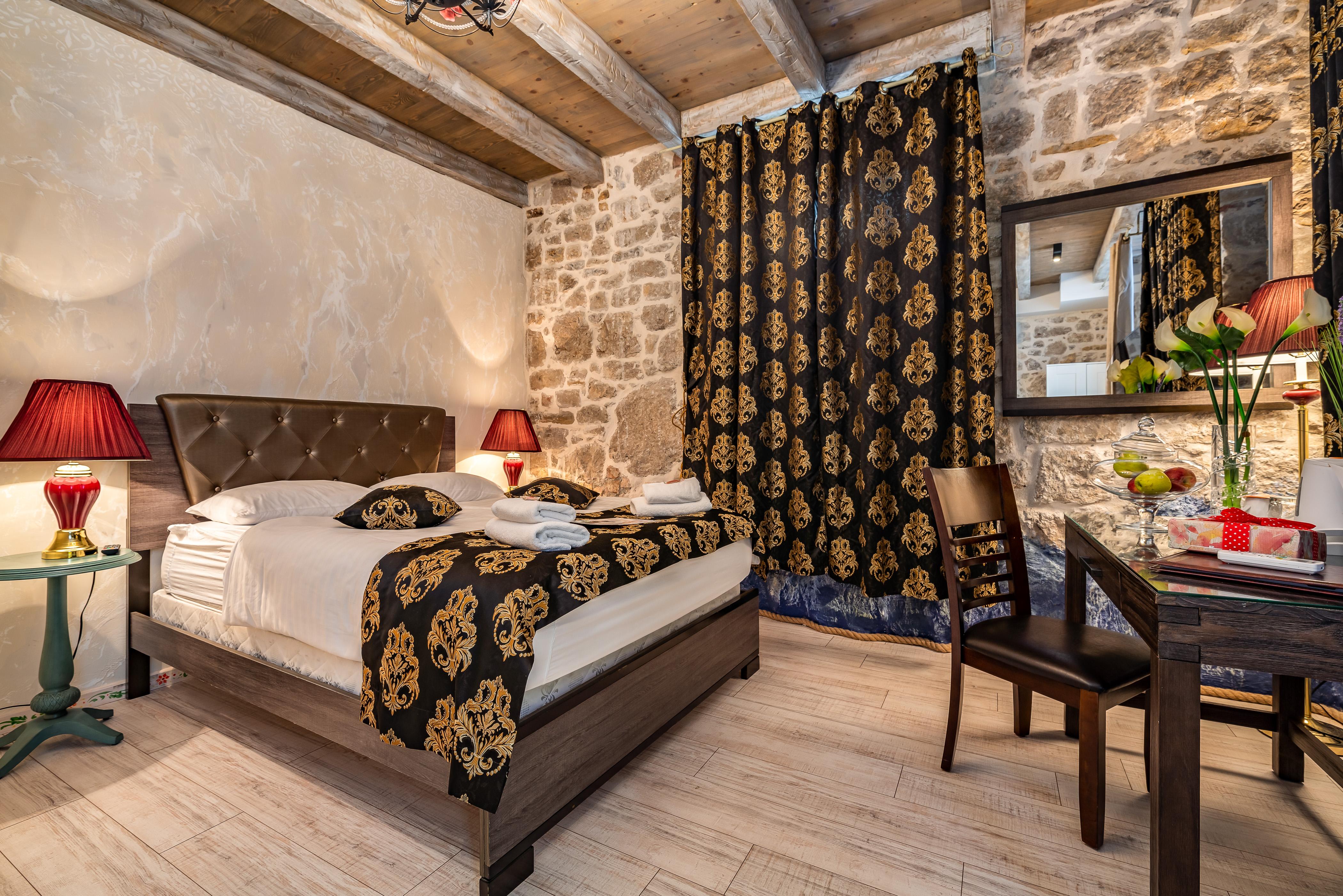 Heritage Palace Varos - Mag Quaint & Elegant Boutique Hotels Split Exterior foto