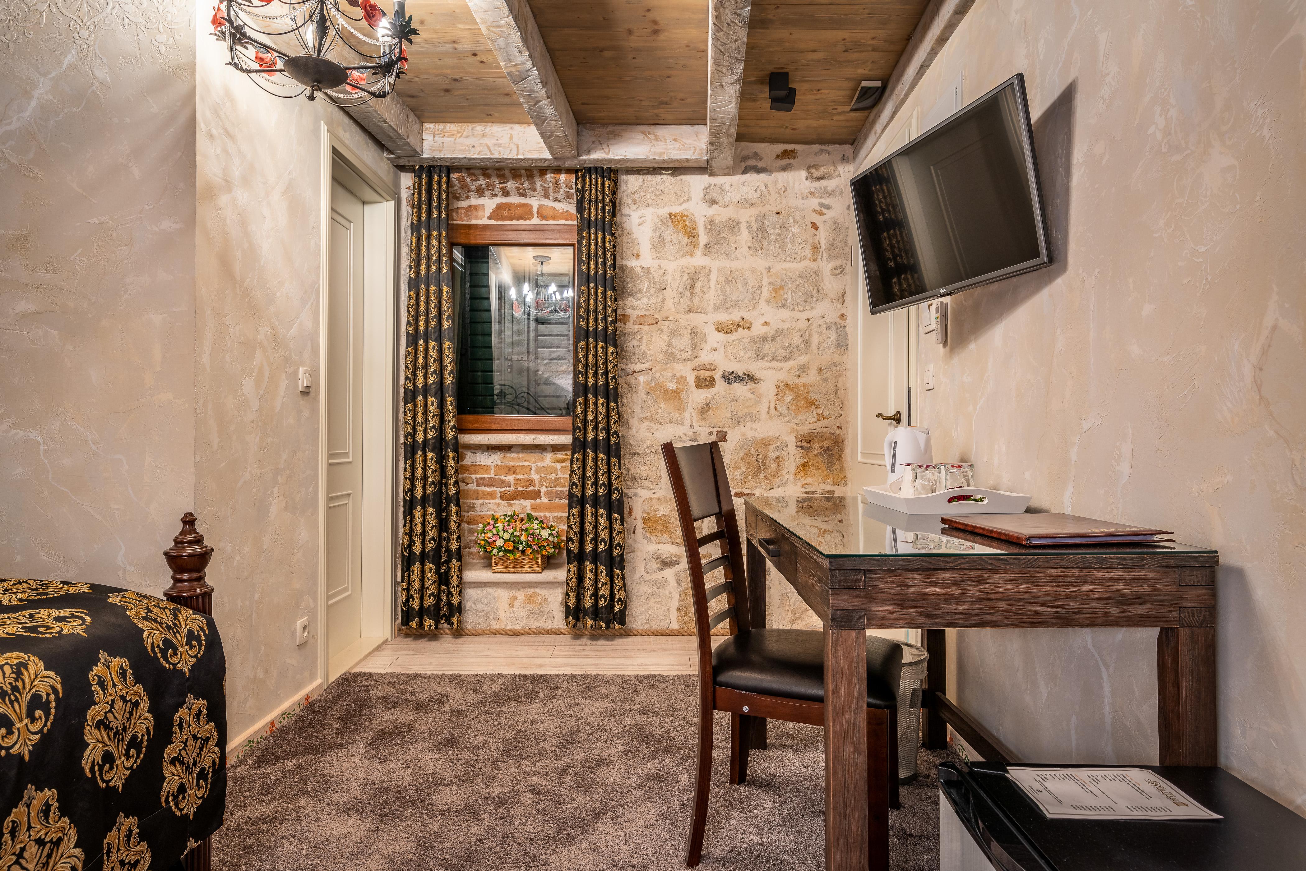 Heritage Palace Varos - Mag Quaint & Elegant Boutique Hotels Split Exterior foto