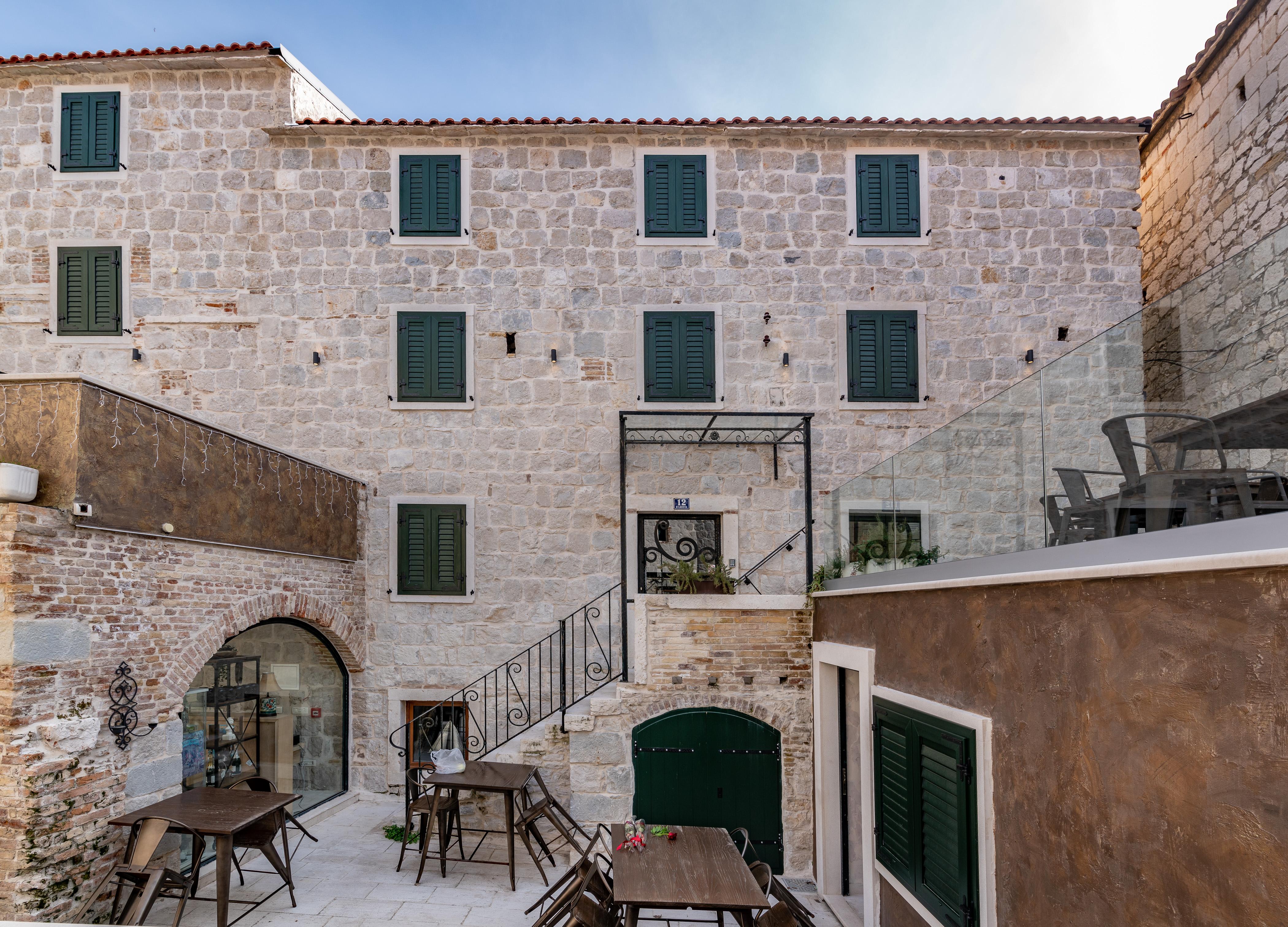 Heritage Palace Varos - Mag Quaint & Elegant Boutique Hotels Split Exterior foto