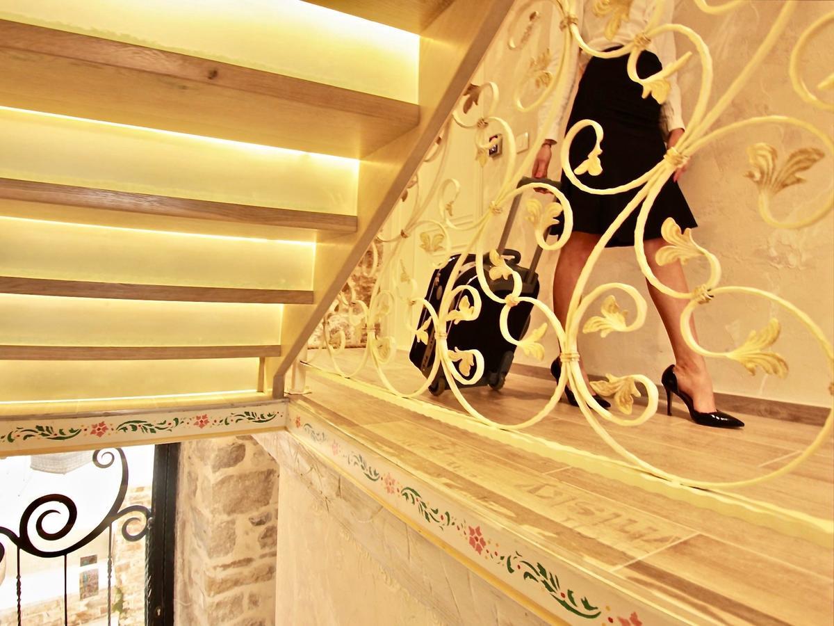 Heritage Palace Varos - Mag Quaint & Elegant Boutique Hotels Split Exterior foto